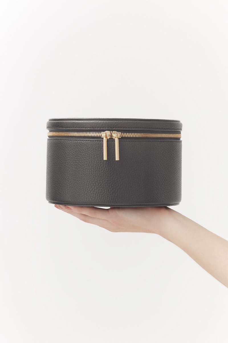 Bolsa Estuche Cuyana Cuero Wellness Mujer Gris | UMW6719VB