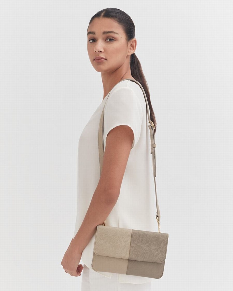 Bolso de Mano Cuyana System Flap Mujer Gris | TKX10098PN