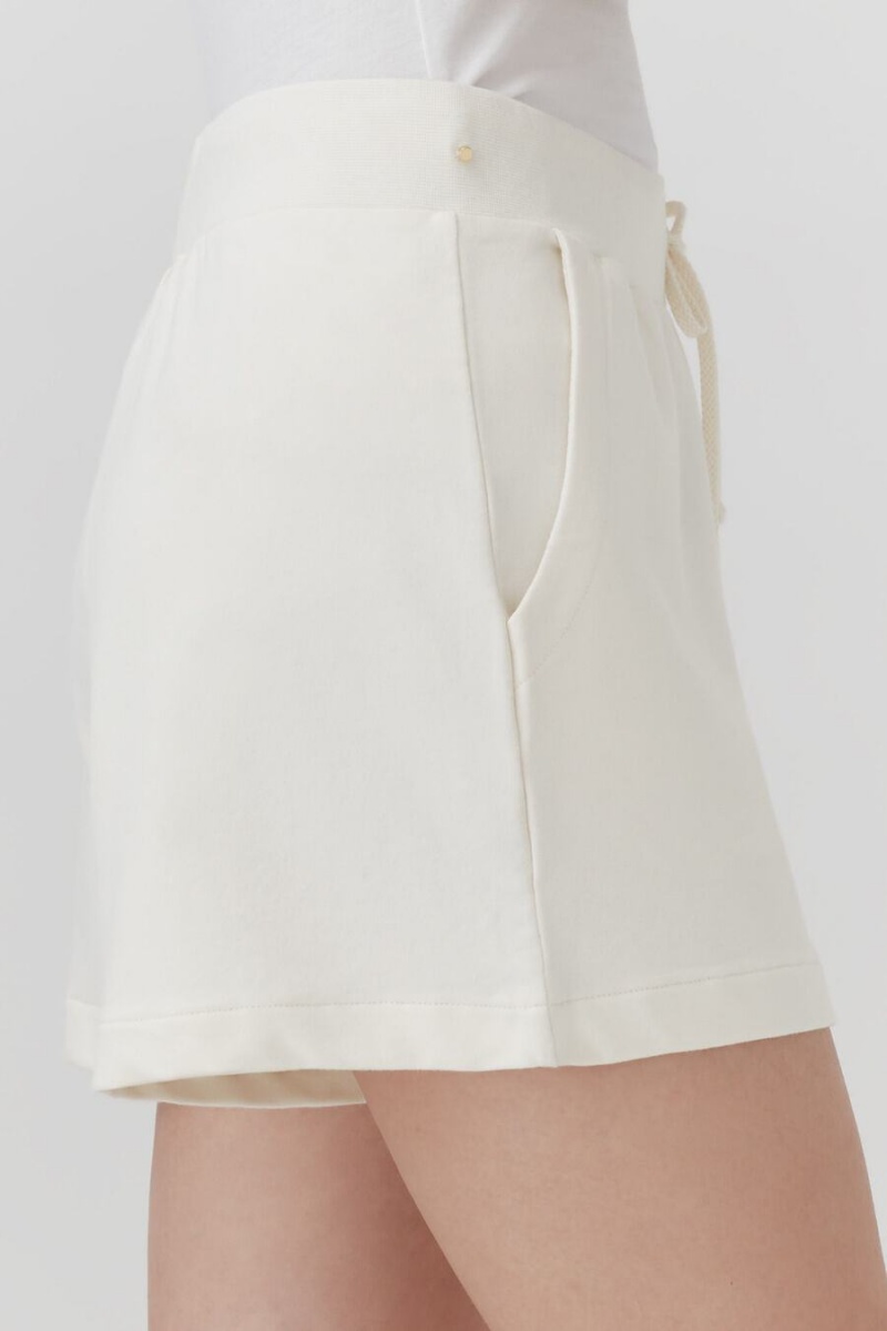 Short Cuyana French Terry Mujer Blancas | BWO5586CP
