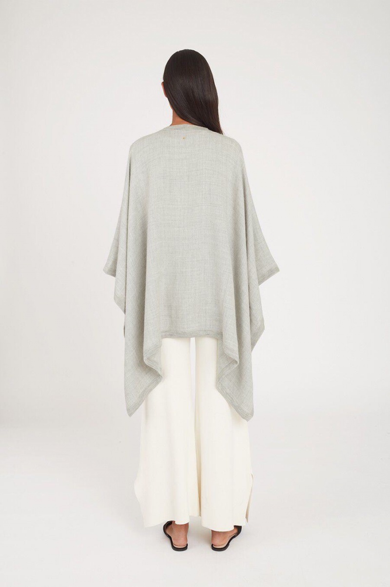 Suéteres Cuyana Baby Alpaca Square Edge Cape Mujer Gris Claro | CLE7876FS
